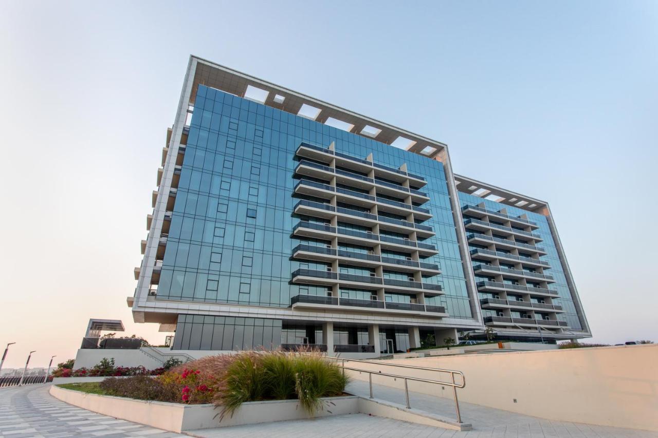 Live In The Middle Of Lagoons And Sea Ras al-Khaimah Exterior photo